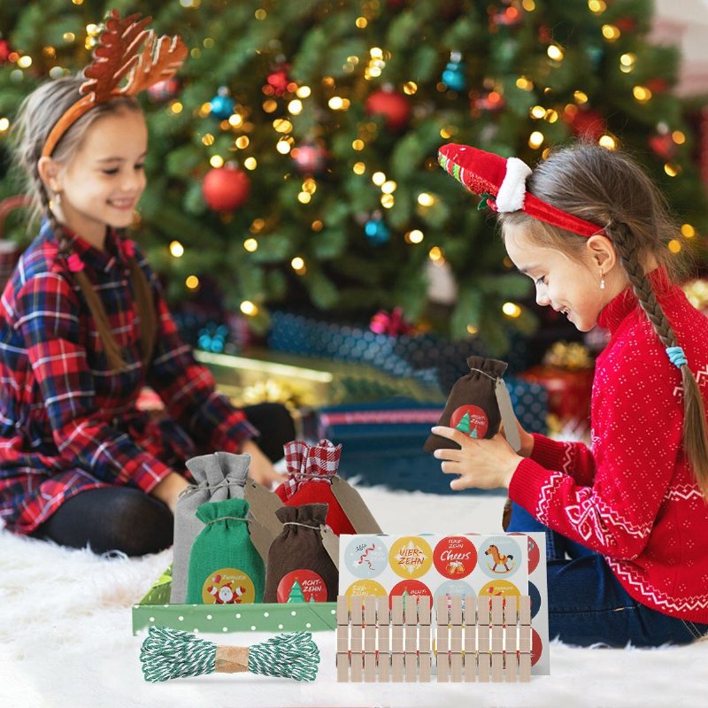 Joyxeon 28ks Vianočné Závesné Adventné Kalendáre Odpočítavanie Šnúrka Na Stiahnutie Darčekové Vrecúška Cukríky Vrecká Na Sušienky Balenie