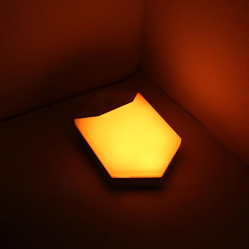 Rgb Led Nočné Svetlo Zapojte Nástennú Lampu Na Diaľkové Ovládanie So Senzorom Od Súmraku Do Úsvitu