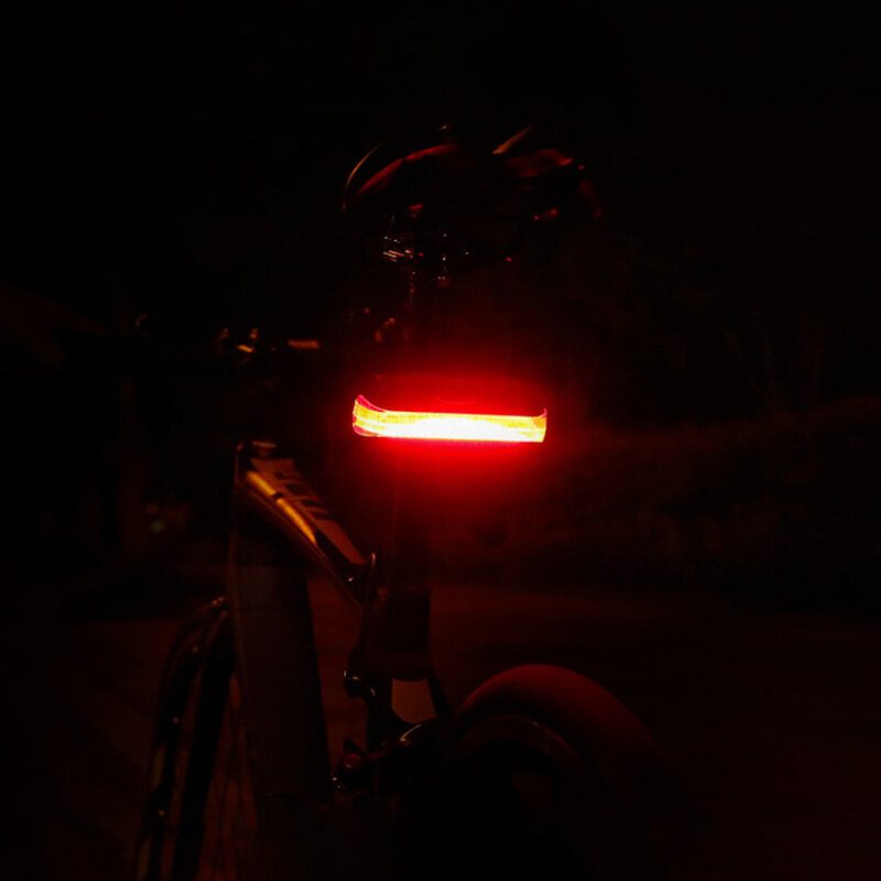 4-režimové Bezdrôtové Diaľkové Svetlo Na Bicykel Usb Dobíjacie Led Zadné Výstražné Inteligentné Smerové